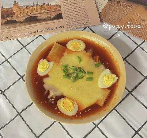 Hình ảnh Tokbokki phô mai