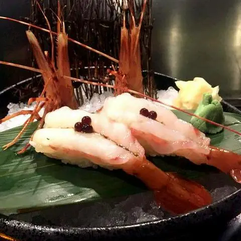 Hình ảnh G13 - Amaebi nigiri - Tôm Nhật