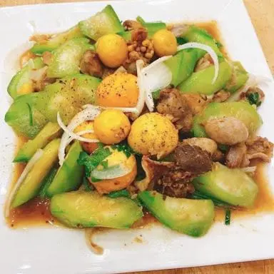 Hình ảnh Lòng Gà Trứng Non Xào Mướp - 1 phần