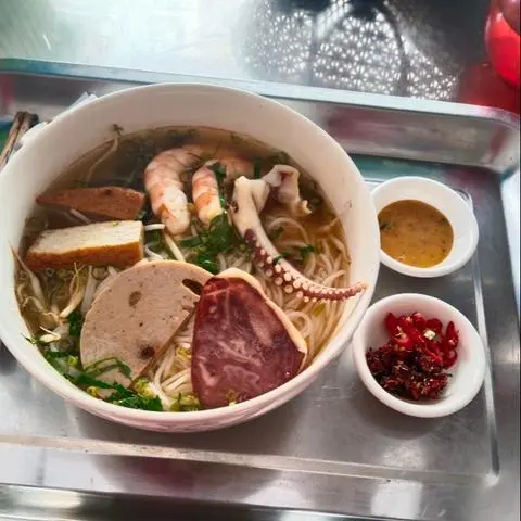 Hình ảnh bún thái 