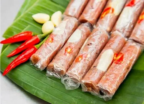 Hình ảnh Nem chua nướng