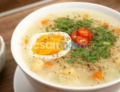 Hình ảnh CHÁO HÀNH TRỨNG TIÊU GIẢI CẢM