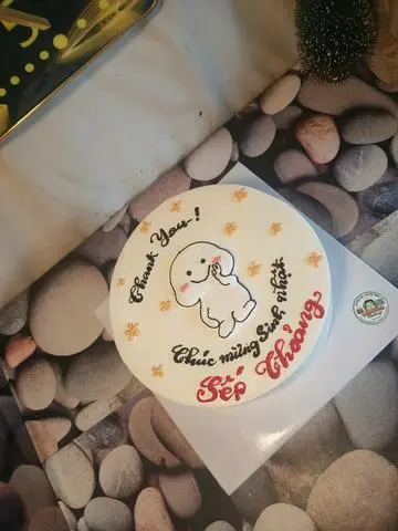 Hình ảnh Bánh kem sữa tươi 16cm (mẫu ngẫu nhiên)