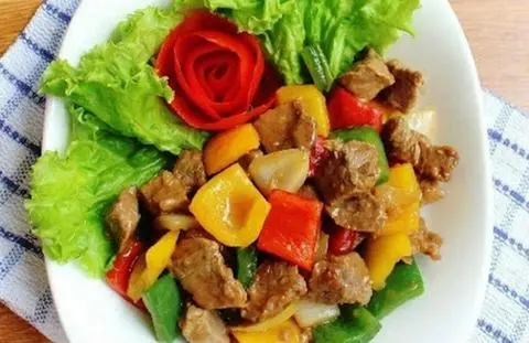 Hình ảnh Bò Xào Củ Hành