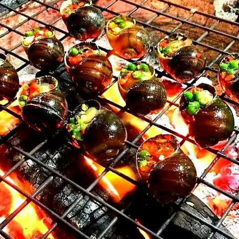 Hình ảnh Ốc lác nướng muối tiêu