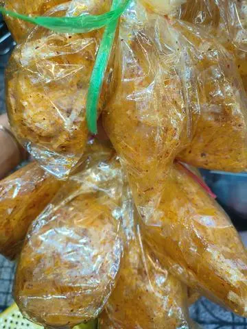 Hình ảnh Bánh tráng sate muối bò + tắc