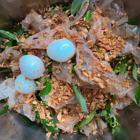 Hình ảnh Bánh Tráng Tỏi Ớt