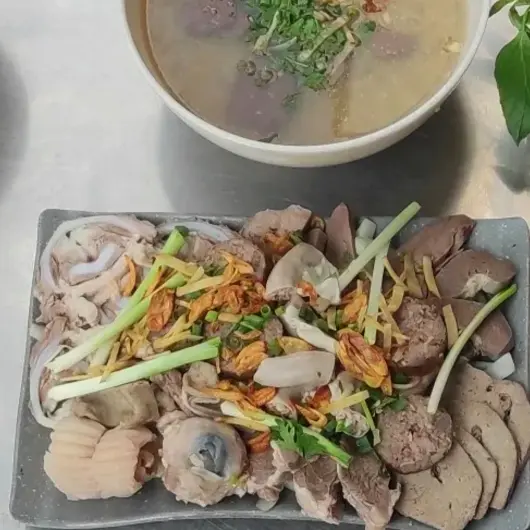 Hình ảnh TÔ CHÁO +ĐĨA LÒNG 