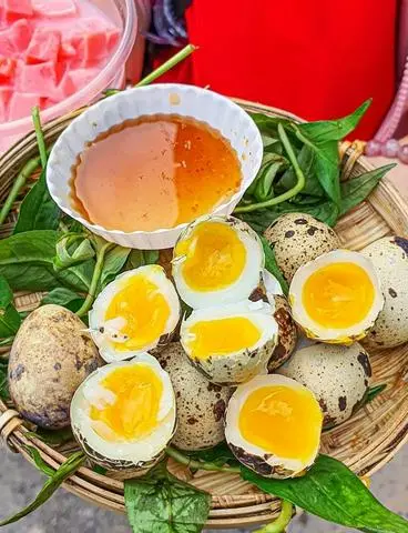 Hình ảnh 5 trứng cút lòng đào
