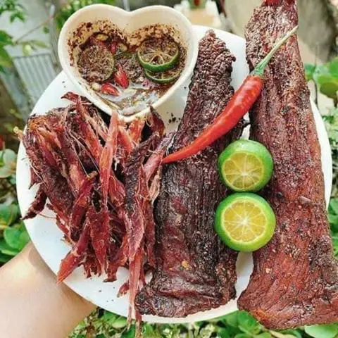 Hình ảnh Thịt Heo Gác Bếp Tây Bắc 500g