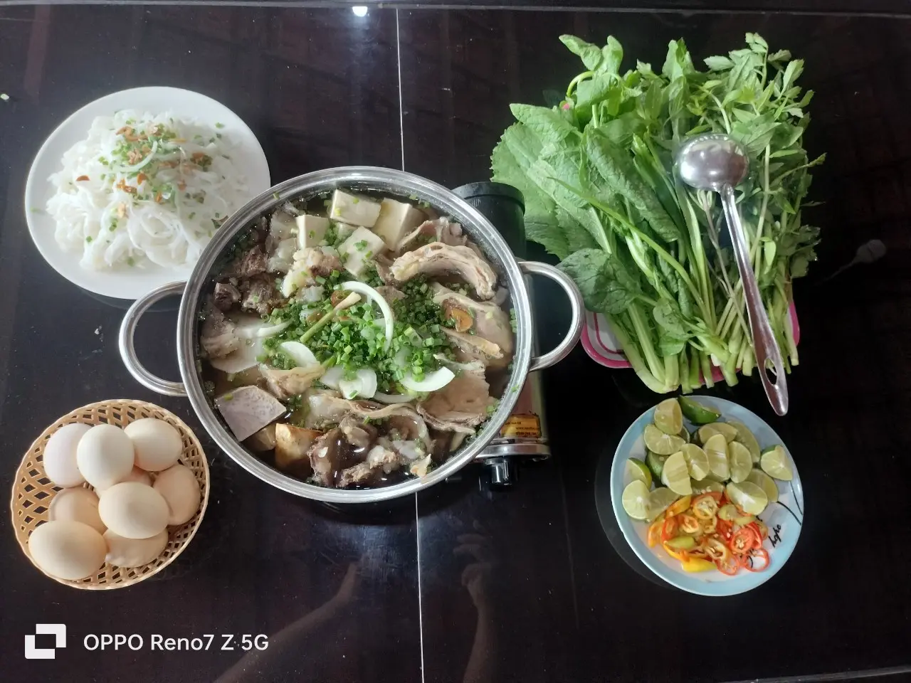Hình ảnh lẩu bò 