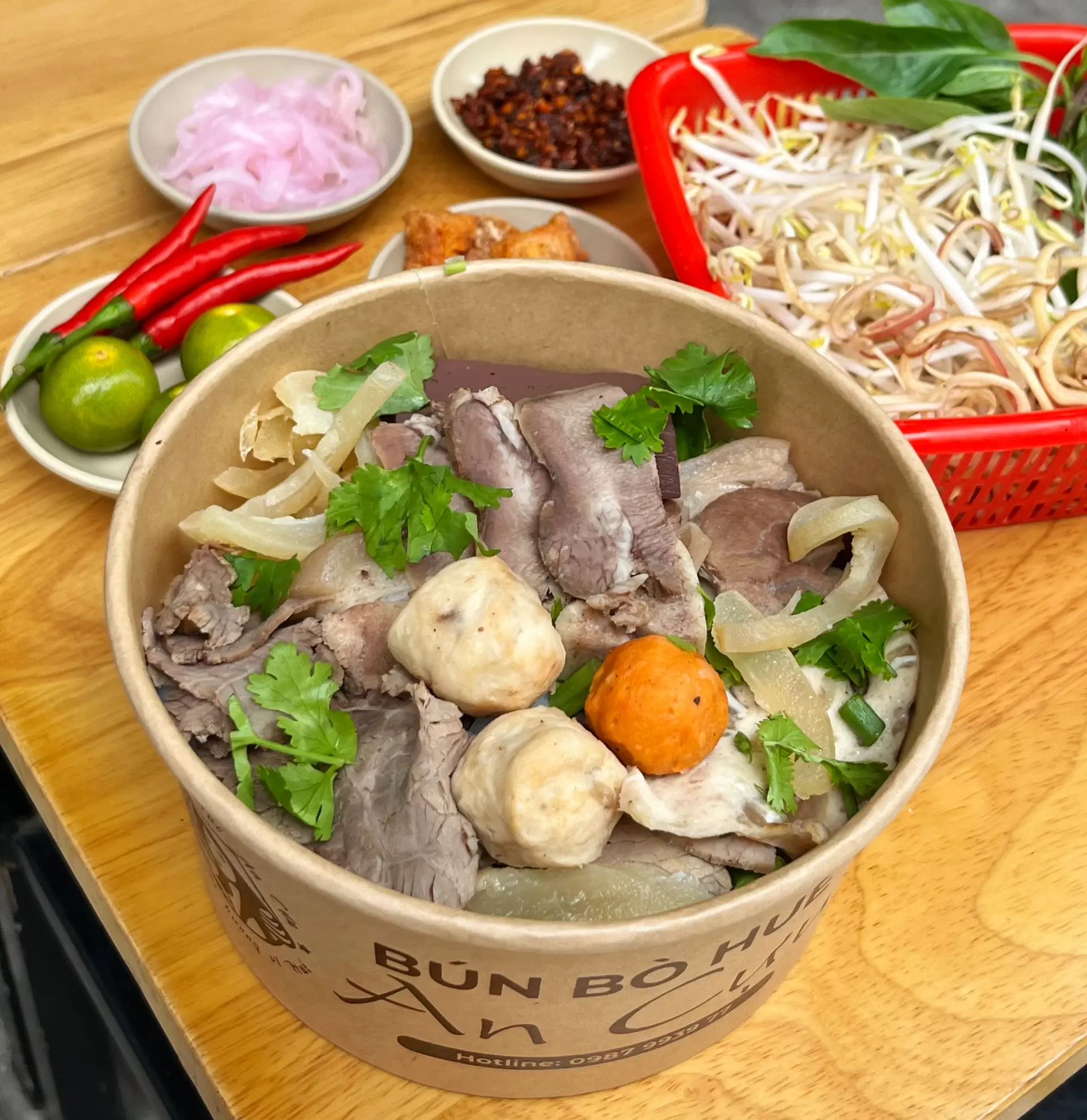 Hình ảnh Tô đặc biệt	