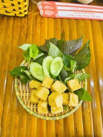 Hình ảnh Đậu + Mắm Tôm