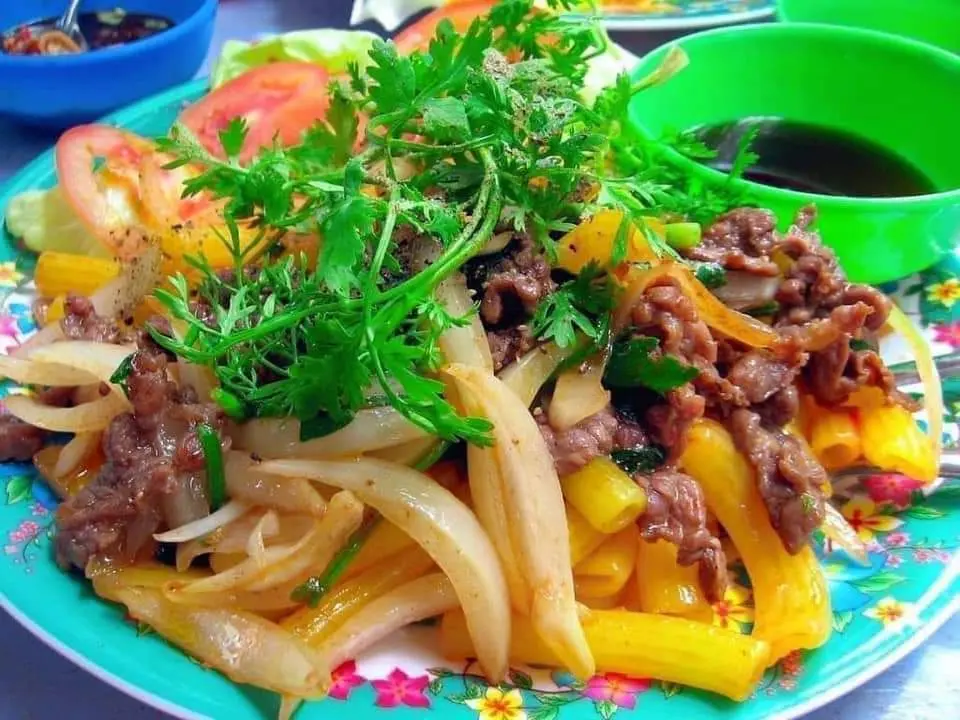 Hình ảnh COMBO NUI XÀO + BÒ PHI LÊ + TRỨNG ỐP LA + CẢI NGỌT XÀO TỎI + COCA ƯỚP LẠNH