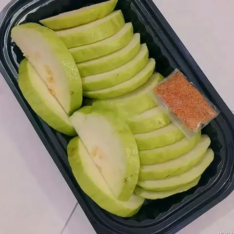 Hình ảnh Ổi lê cắt sẵn