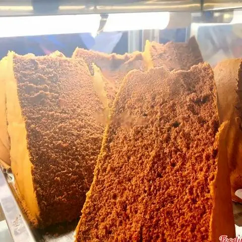 Hình ảnh Bánh bông lan tam giác socola