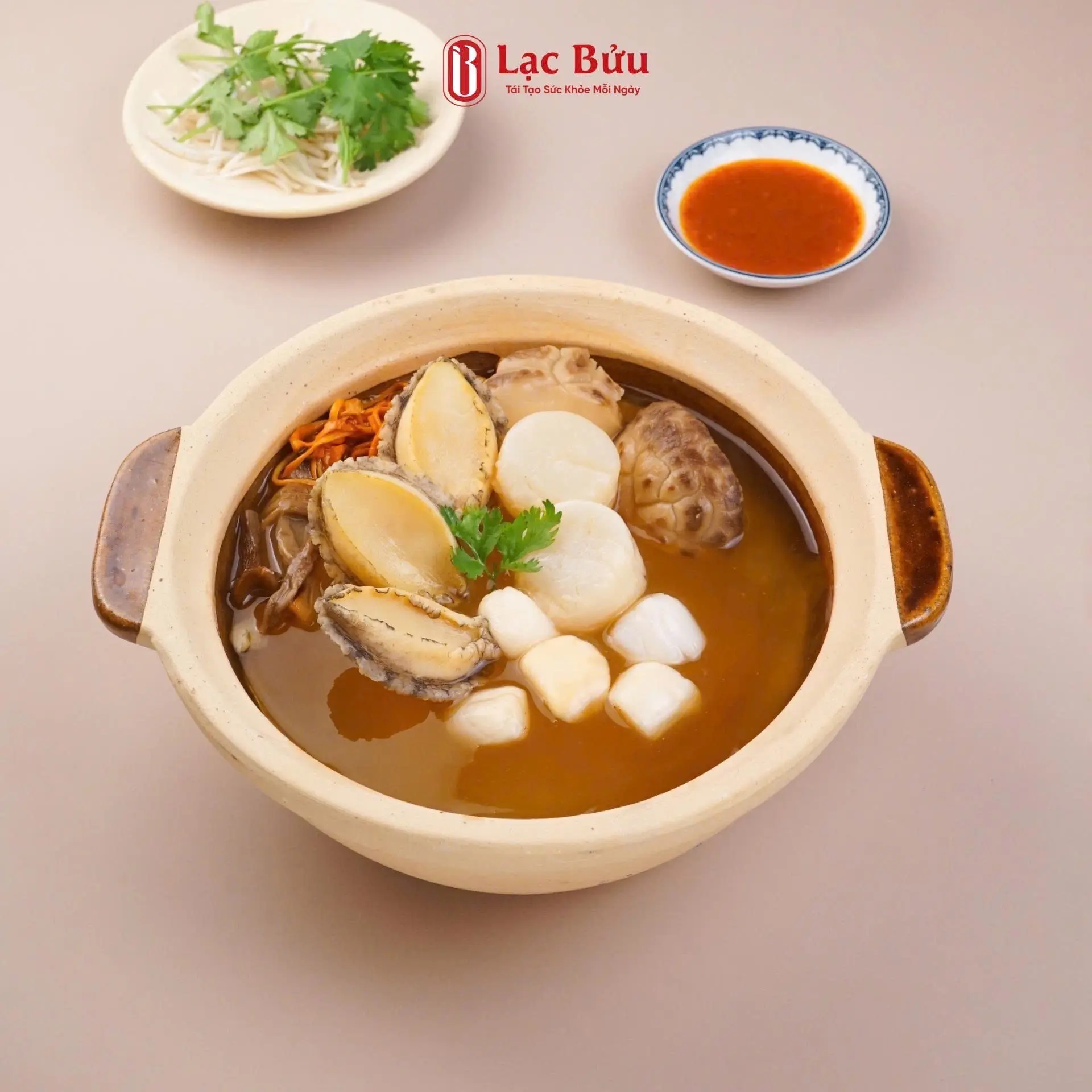 Hình ảnh Súp Bào Ngư Sò Điệp (thố đất)