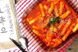 Hình ảnh Tokbokki truyền thống phô mai