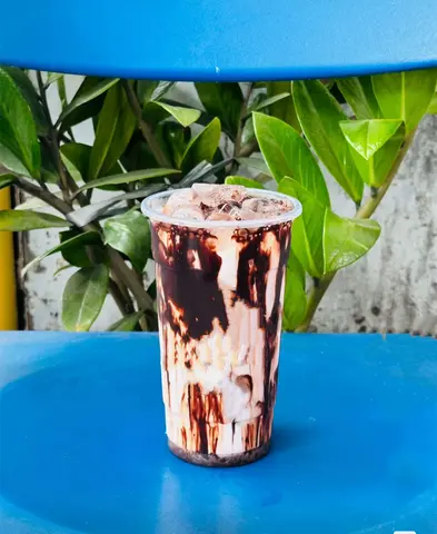 Hình ảnh Sữa tươi sốt socola