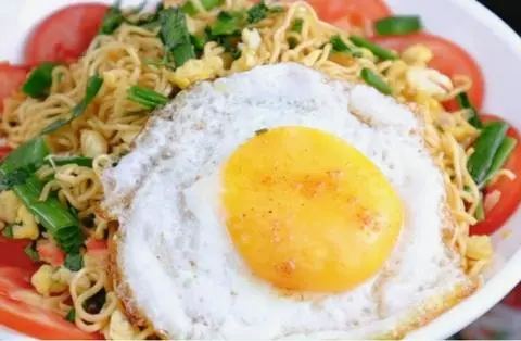 Hình ảnh Mì Xào Trứng(Rau,Củ).