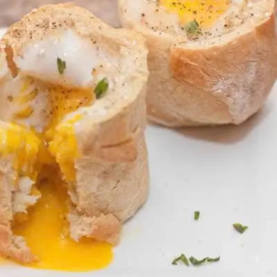 Hình ảnh Bánh Mì Cắt - Trứng trộn Chà Bông - Top Bán Chạy