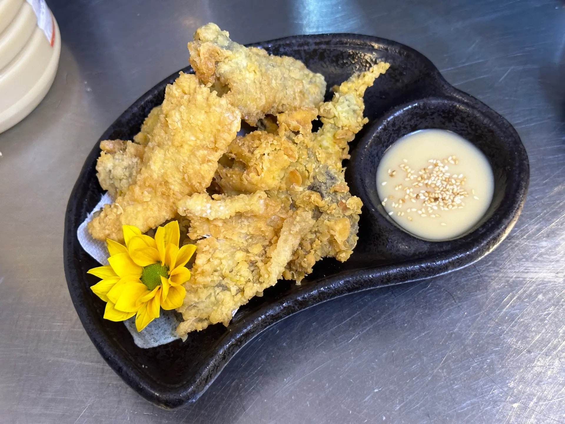 Hình ảnh Da cá hồi chiên - Sake kawa tempura A8