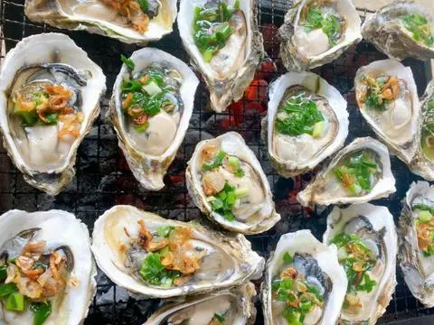 Hình ảnh Hàu nướng mỡ hành
