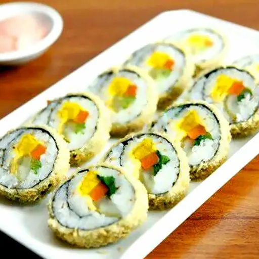 Hình ảnh Kimbap cuộn trứng