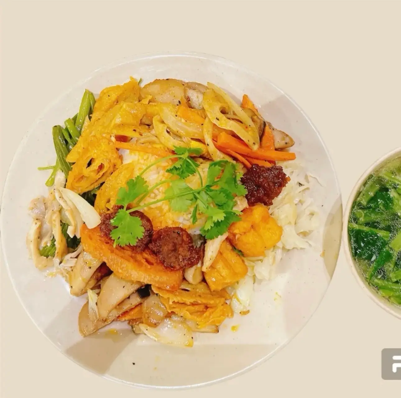 Hình ảnh Cơm Thập Cẩm