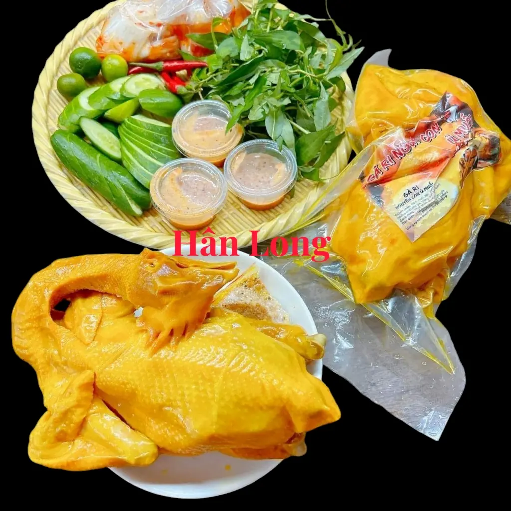 Hình ảnh Gà Ri (GÀ TA) size vừa ủ muối nguyên con không chặt+ dưa leo, rau răm, nước chấm