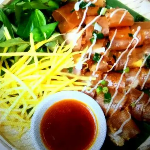 Hình ảnh Bánh Tráng Cuốn Thập Cẩm Size Lớn