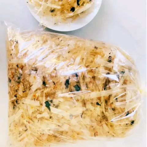 Hình ảnh bánh tráng sợi rong biển 