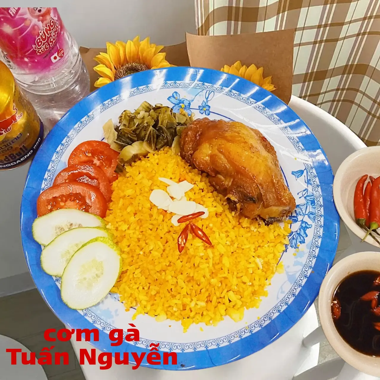 Hình ảnh Cơm chiên má đùi (gà tươi)