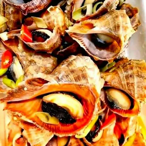 Hình ảnh Ốc miệng rộng xào sate