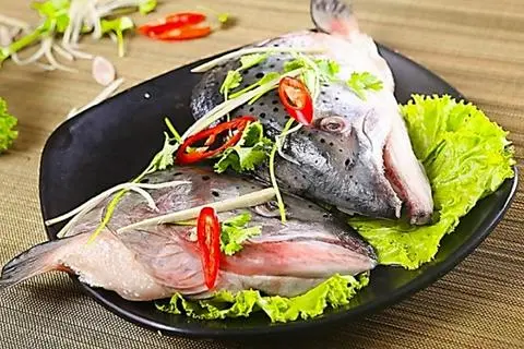 Hình ảnh ĐẦU CÁ HỒI THÊM LẨU