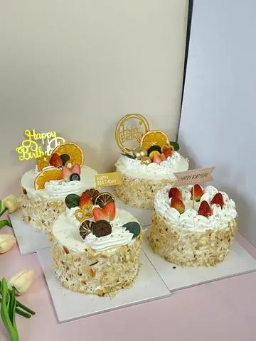 Hình ảnh Bánh kem bắp size 12 - 18cm