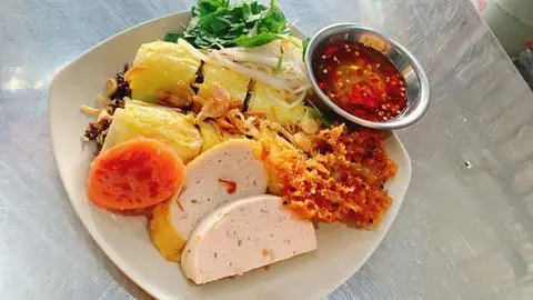 Hình ảnh Bánh cuốn trứng lớn