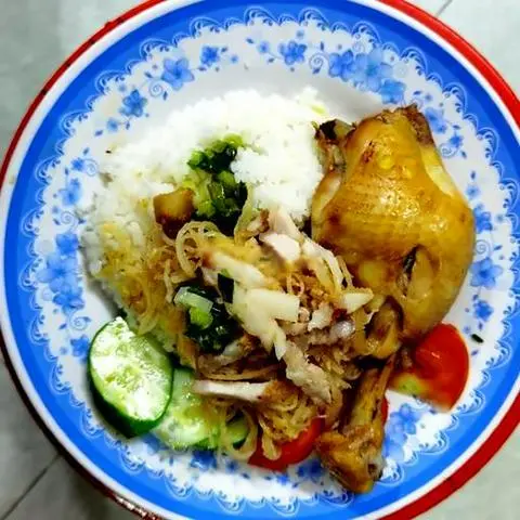 Hình ảnh Cơm gà chả