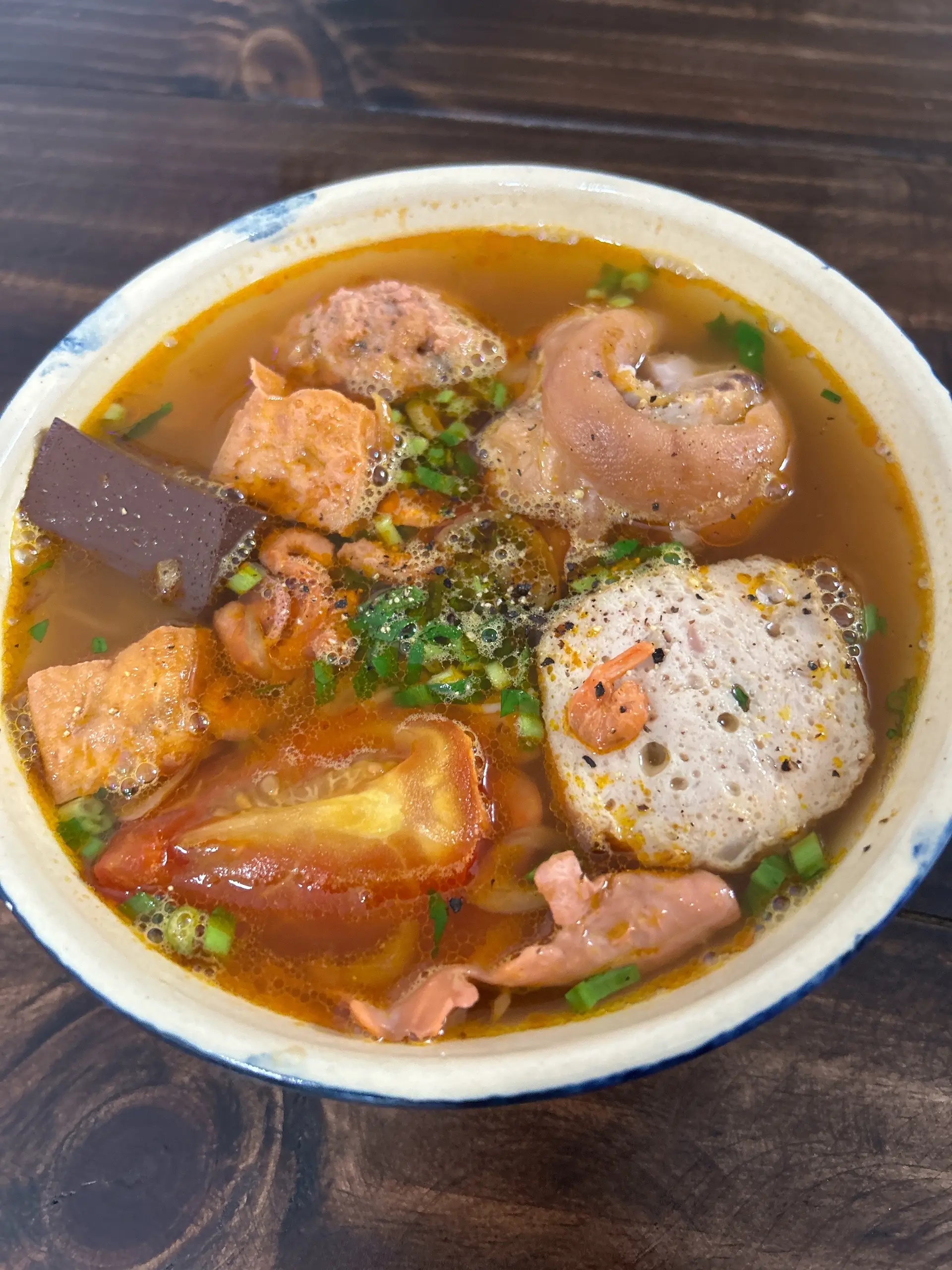 Hình ảnh canh bún riêu ốc (có sườn)