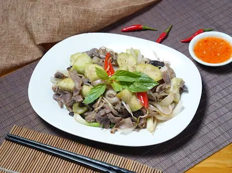 Hình ảnh Tim vịt xào mướp 