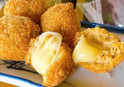 Hình ảnh Bánh Gà Nhân Phô Mai (2c)
