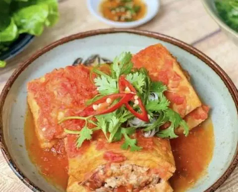 Hình ảnh Đậu hũ dồn thịt sốt cà 200g