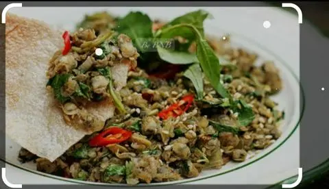 Hình ảnh Hến xào rau răm sả ớt