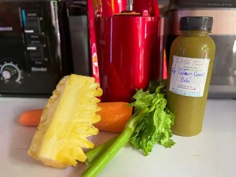 Hình ảnh Detox Cần Tây + Cà Rốt + Thơm D1 