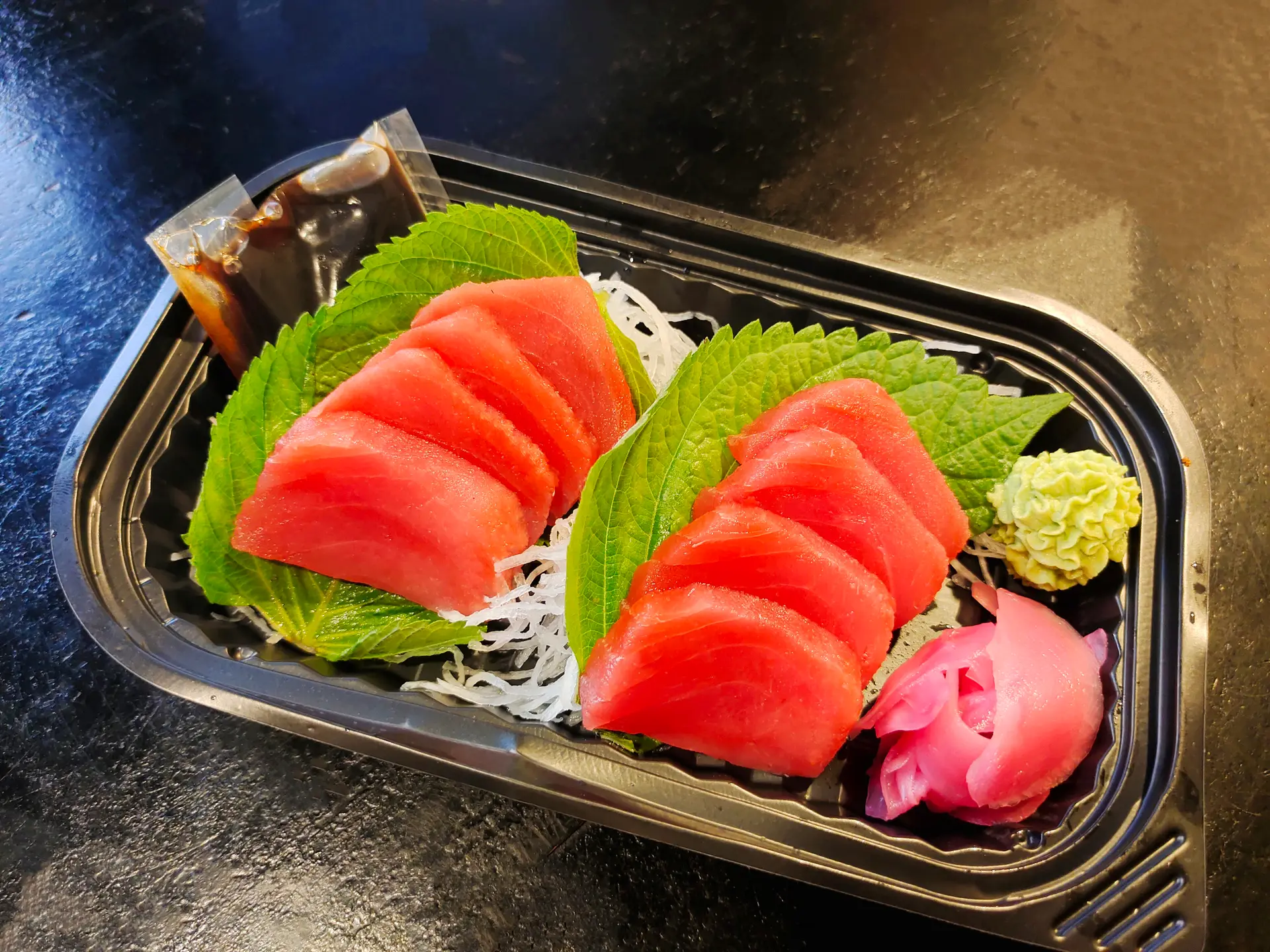 Hình ảnh SASHiMi CÁ NGỪ 8 MIẾNG