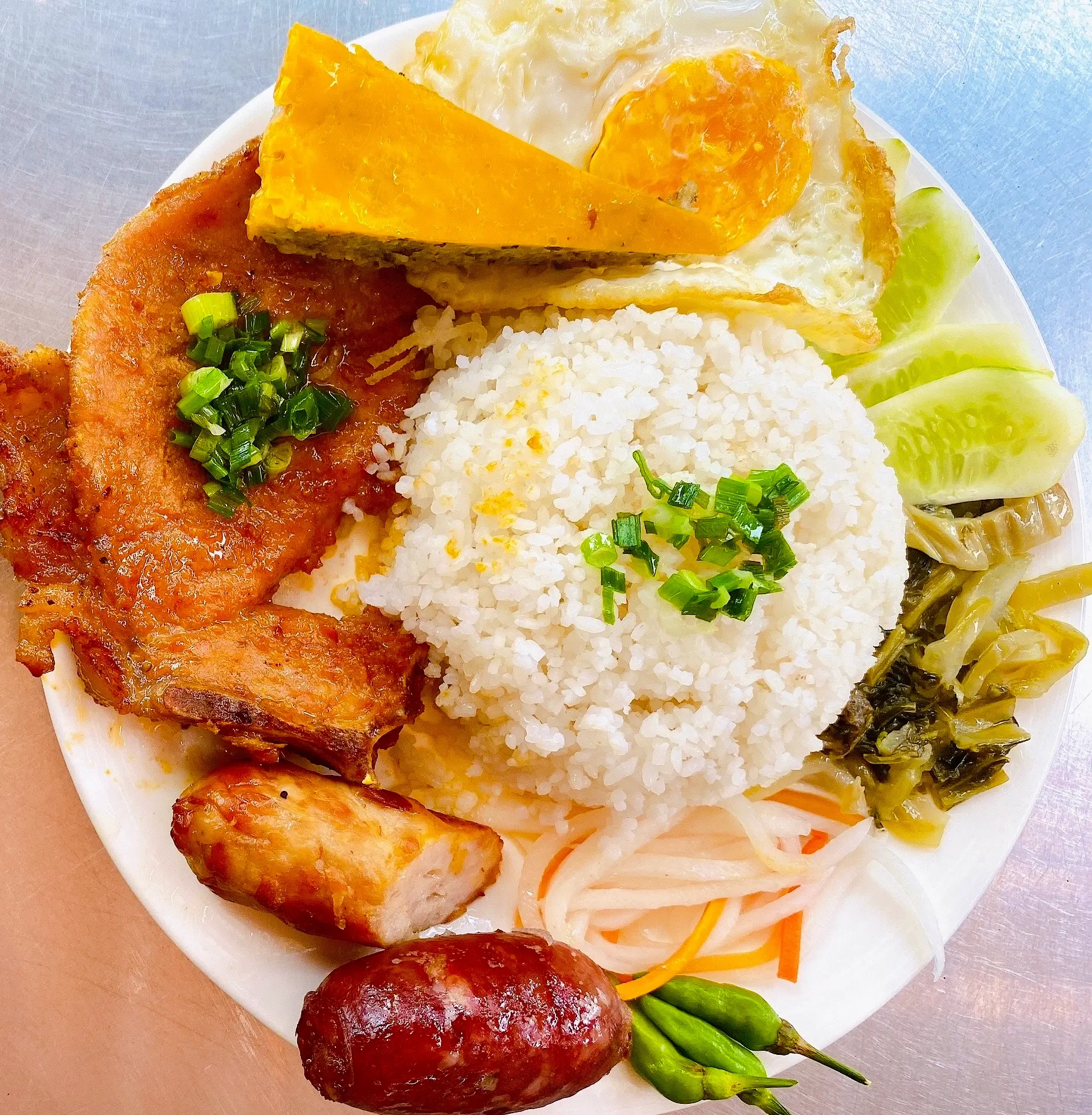 Hình ảnh Cơm Tấm Sườn Đặc Biệt