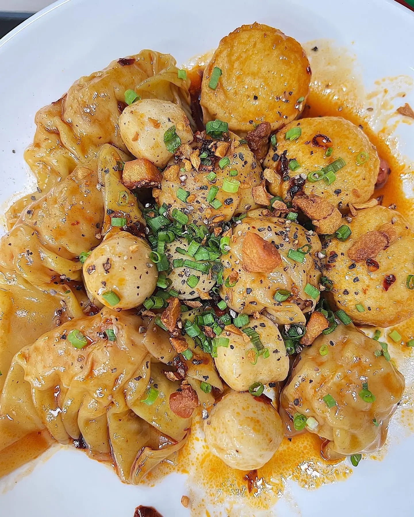 Hình ảnh Cảo hoành đậu hủ phô mai cá viên sốt dầu hào/ 蚝油芝士鱼豆腐饺馄饨
