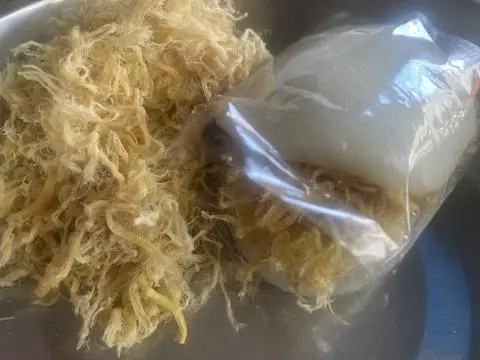 Hình ảnh bánh dày kẹp chà bông 