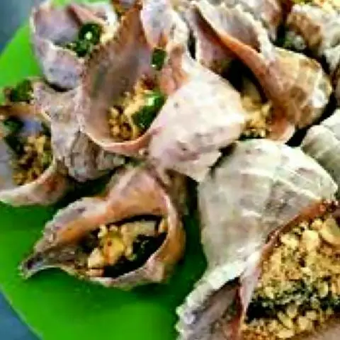 Hình ảnh Ốc miệng rộng nướng mỡ hành