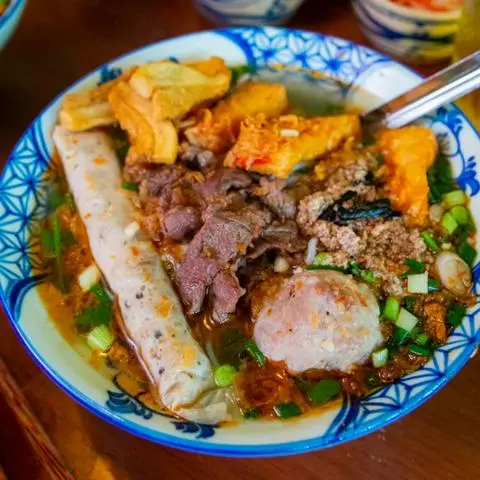 Hình ảnh Bún riêu tóp mỡ đầy đủ